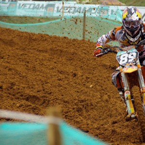 官方娱乐平台-JackeyLove关键节点惊险取胜，带队力克C9彰显领袖风范，JackeyLove孤胆英雄惊险力克C9，决胜团战尽显领袖之证