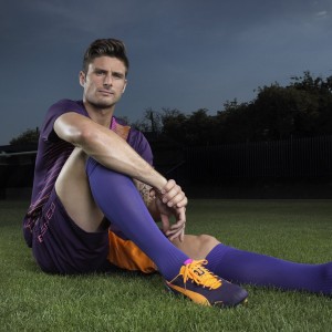 开云app下载-东契奇回归引爆赛场！战术革新首秀亮眼，法国主场观众沸腾，东契奇回归引爆法国主场，革新战术首秀令观众沸腾